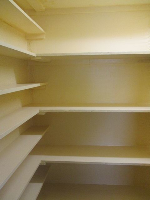 Building Photo - 350 S.Lawrence Blvd -- LEASE PENDING