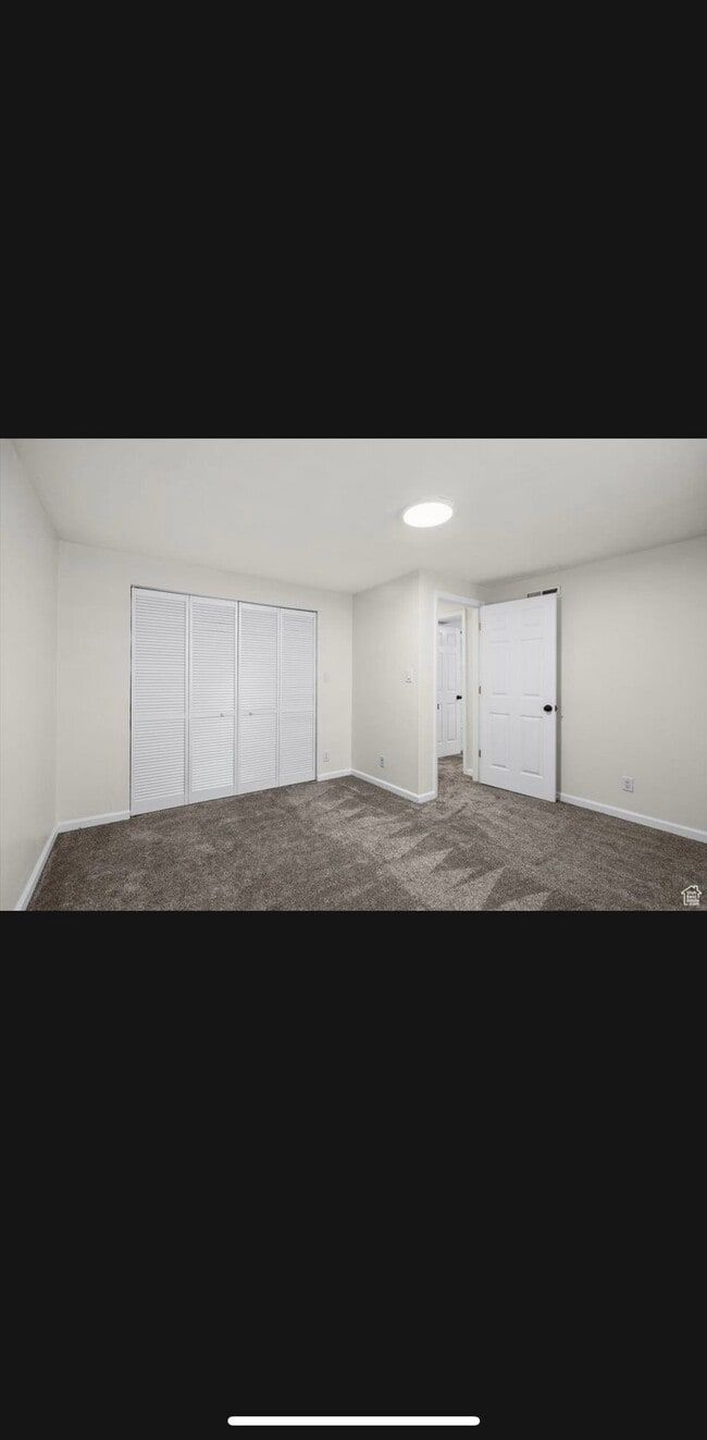 Building Photo - 279 Peachtree Dr