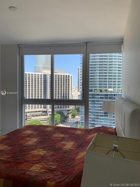 Building Photo - 485 Brickell Ave