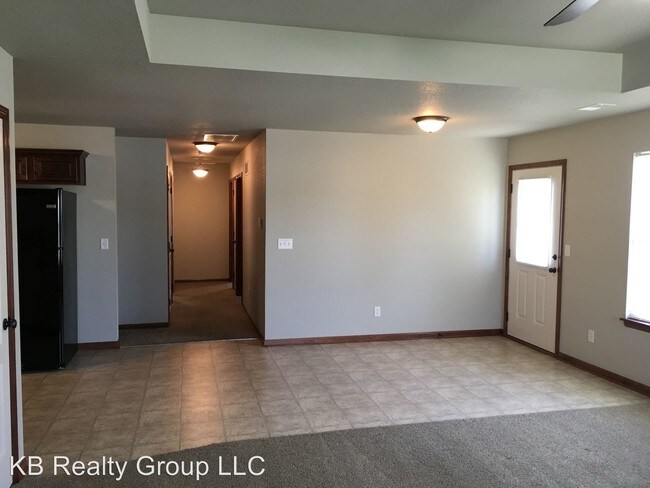 Building Photo - 3 br, 2 bath House - 114 SW Rock Garden Lane