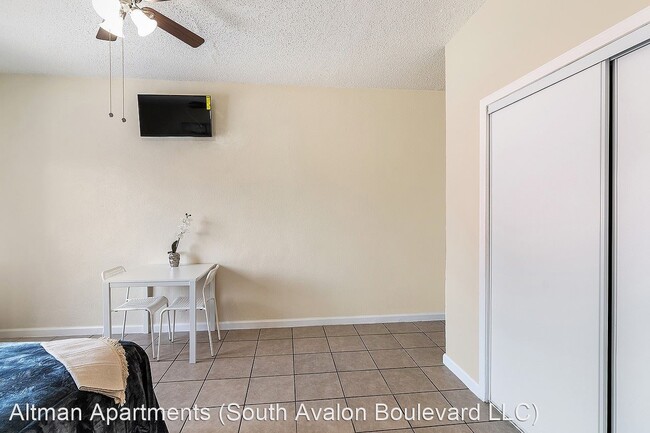 Foto del edificio - 5117-5123 S Avalon Blvd