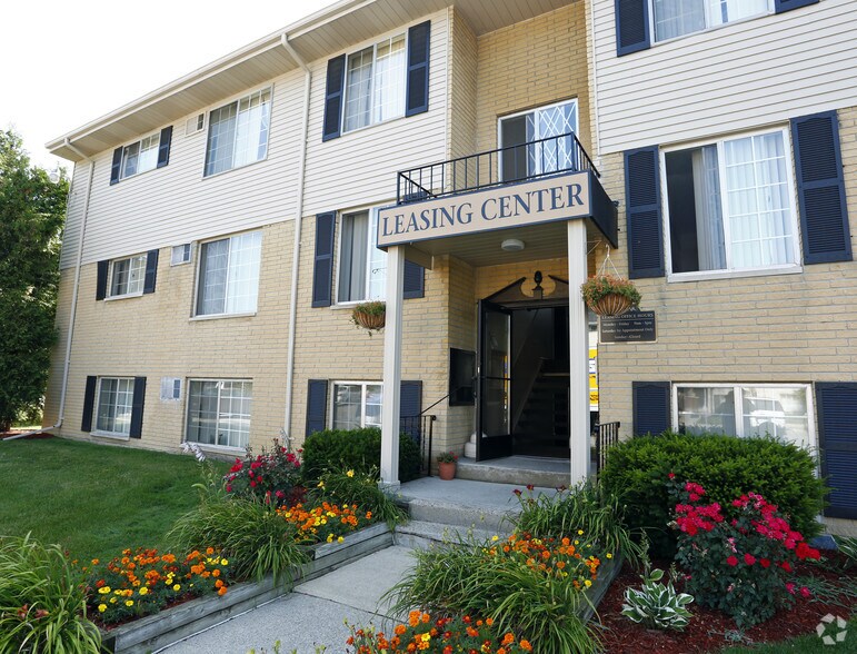 River Raisin Apartments Rentals Monroe, MI