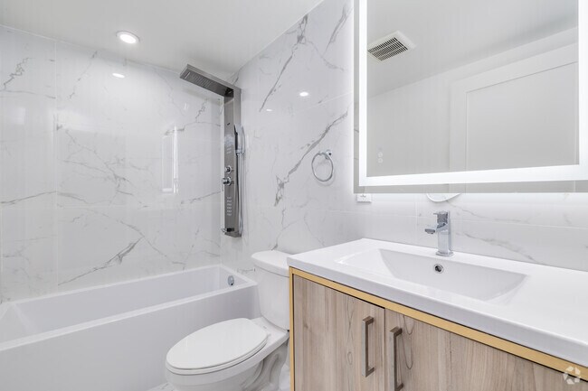 2 habitaciones, 2 baños - 717 pies cuadrados - Baño principal - Annex 1201