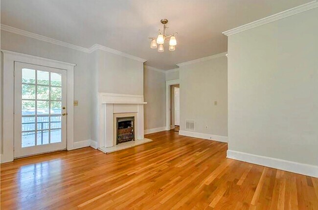 Foto del edificio - 1191 Mansfield Ave NE