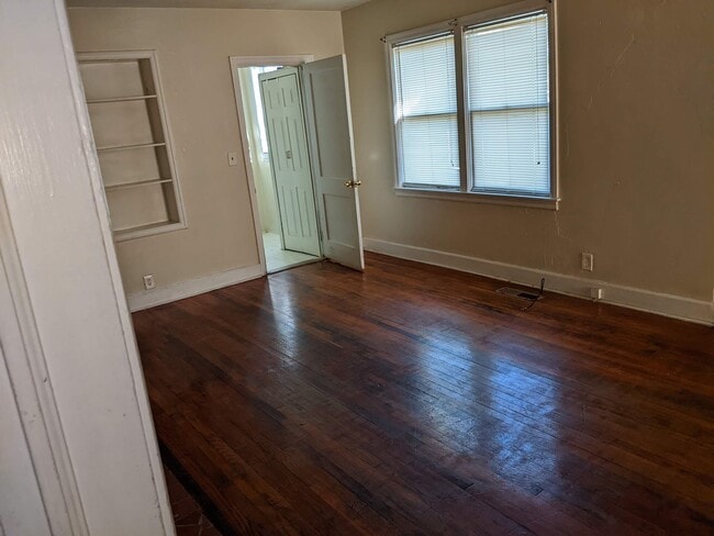 Building Photo - 1236 Alta Vista Dr