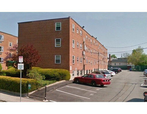 Foto del edificio - 51 Colborne Rd