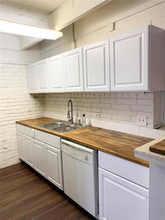 Foto del edificio - 5115 Donnelly Ave