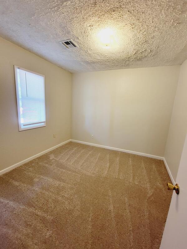 Building Photo - 1601 S Martinson Ave