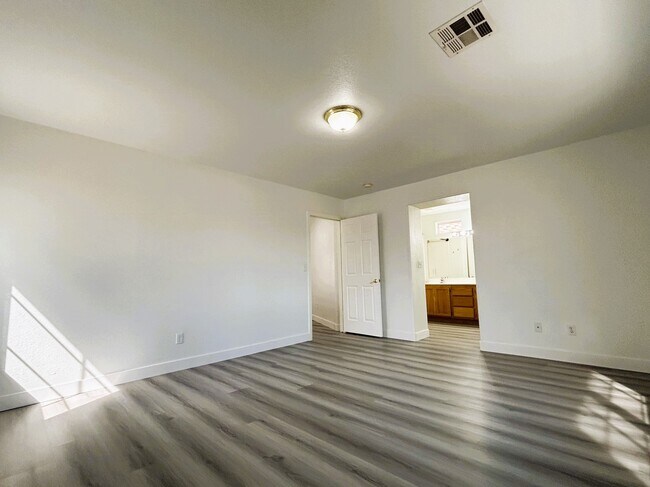 Foto del edificio - 10921 Napa Ridge Dr
