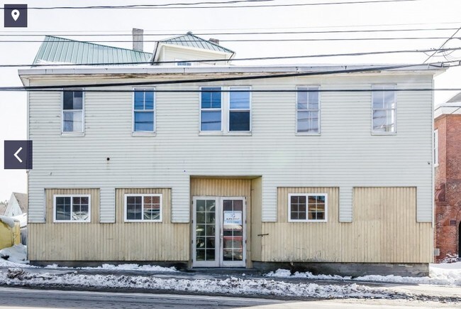 Building Photo - 23 Sunapee St