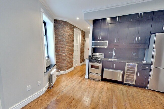 Foto del edificio - 432 E 13th St