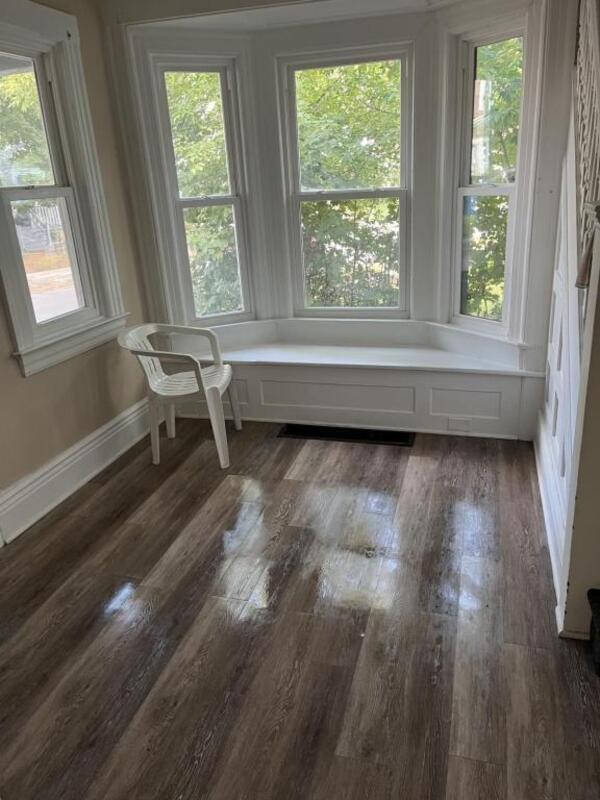 Foto del edificio - 37 Ferndale Crescent