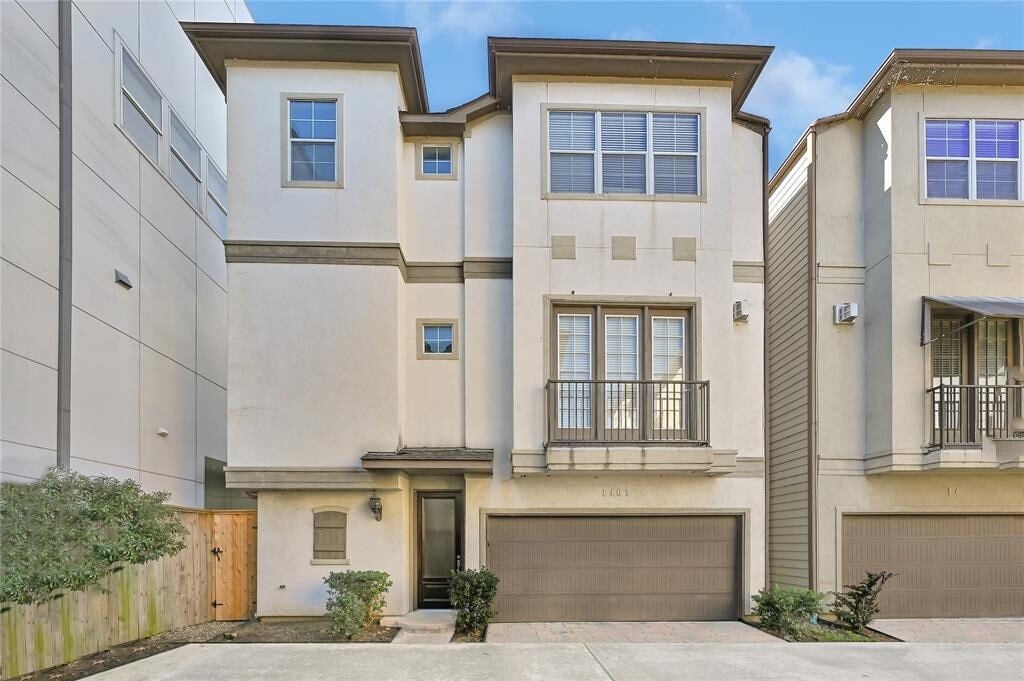 Foto principal - 1403 Dart St