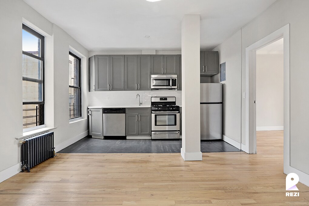 Primary Photo - 516 W 159th St