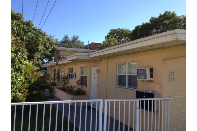 Primary Photo - 1534 NW 2nd St