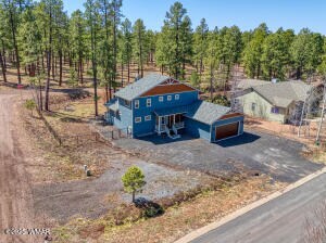 Building Photo - 381 E Iris Ln