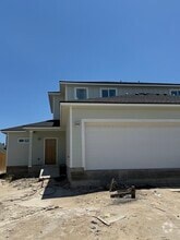 Building Photo - 15438 Cruiser St