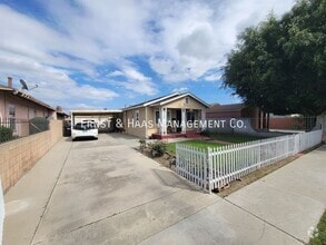 Building Photo - 15334 Orizaba Ave