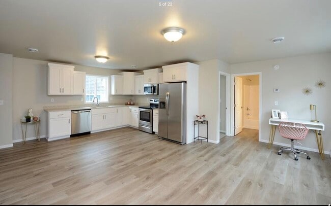 Foto del edificio - 705 10th Ave N