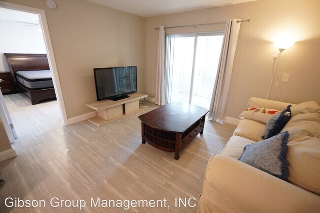 Building Photo - 2 br, 2 bath House - 3000 E SUNRISE LAKES ...