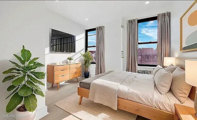 Foto del edificio - 163 First Avenue