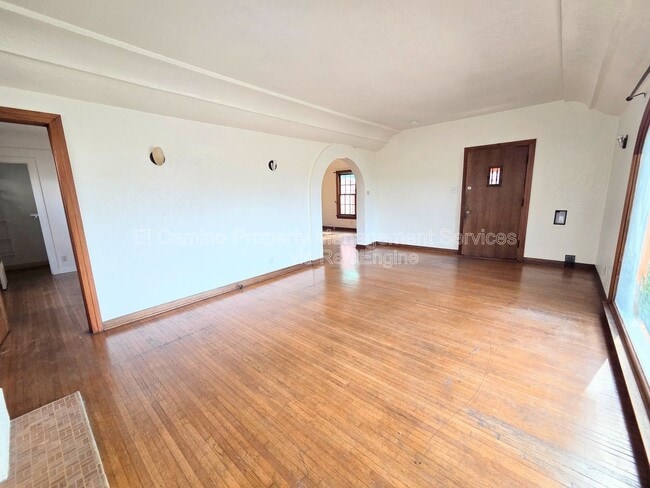 Foto del edificio - 2068 San Francisco Ave