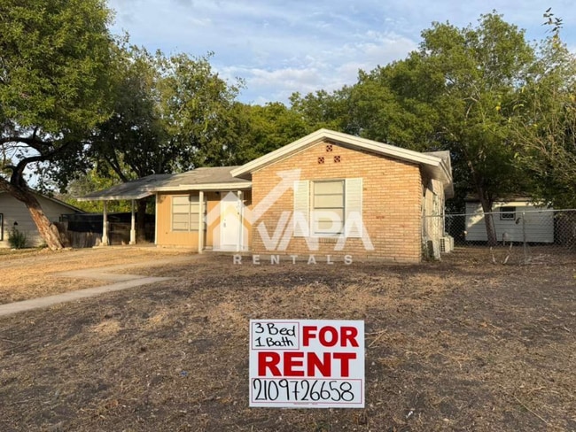 Photo - 6514 Mossledge Dr House