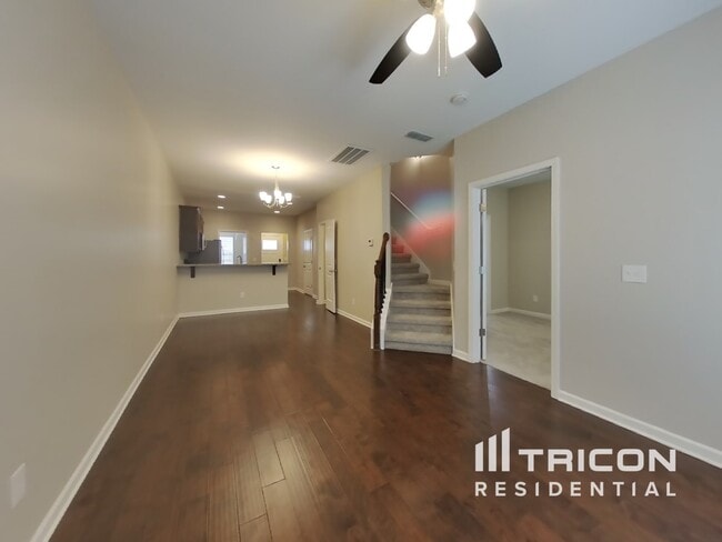 Building Photo - 121 Hickory Sta Ln