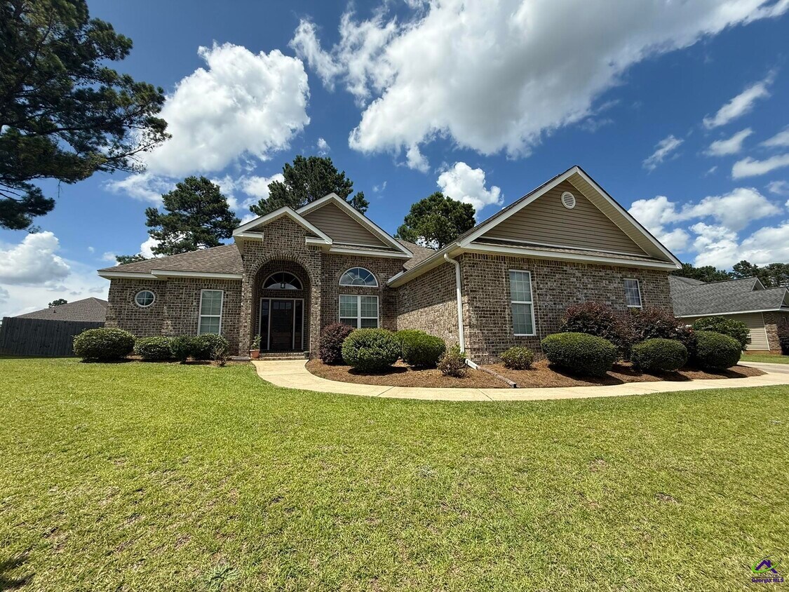 Foto principal - 616 Amberley Ct