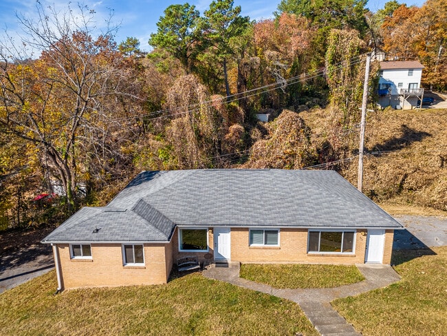Photo - 315 Wygoda Cir (Chattanooga, TN) Townhome