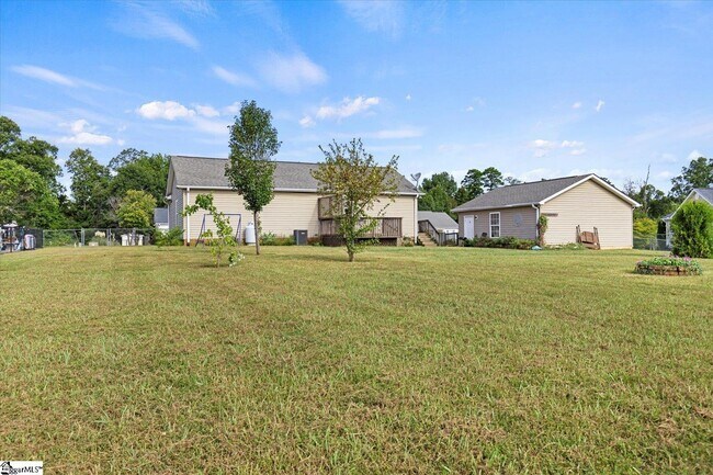 Building Photo - 602 Delward Way