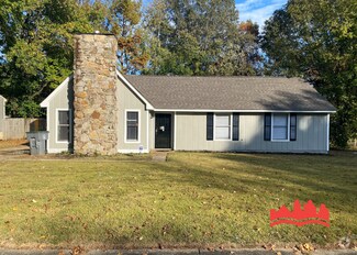 Building Photo - 4320 Park Forest Dr