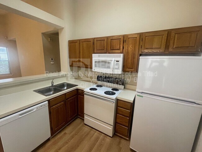 Foto del edificio - 3607 McCuiston Rd