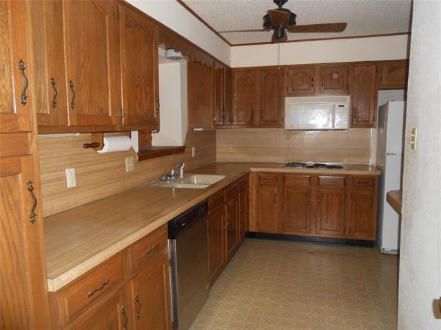 Building Photo - 4750 Pamela Dr