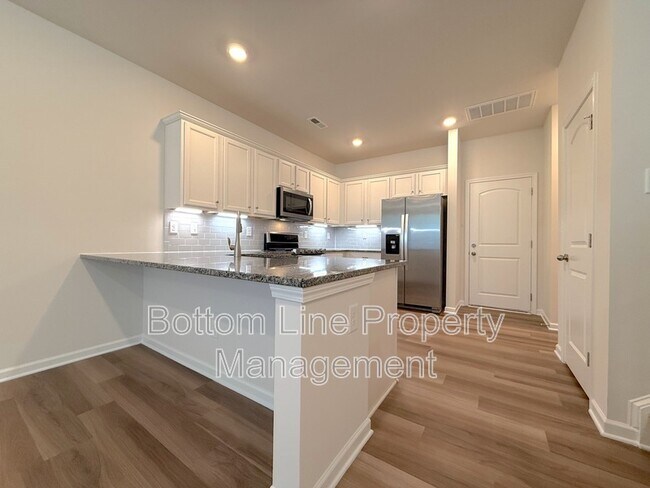 Building Photo - 3409 Glenn Hope Wy