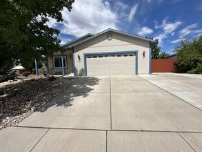 Building Photo - 17597 Grand Valley Ct
