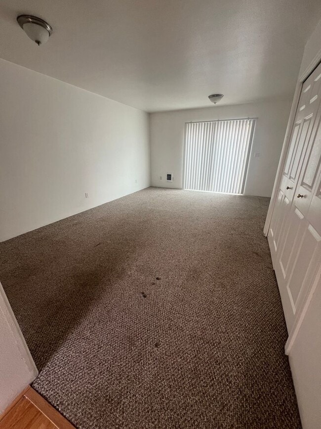 Building Photo - 1841 Last St