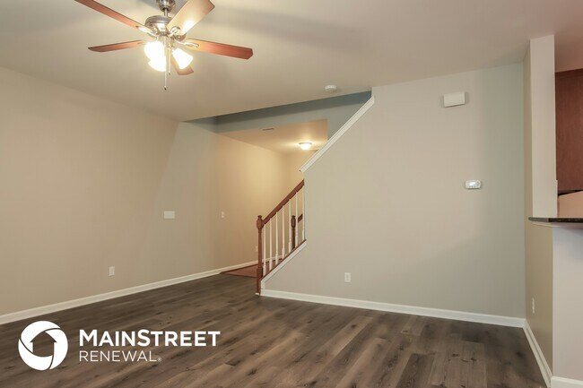Foto del edificio - 121 Rosebud Ln