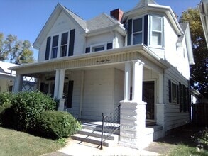 Building Photo - 163 Vine St
