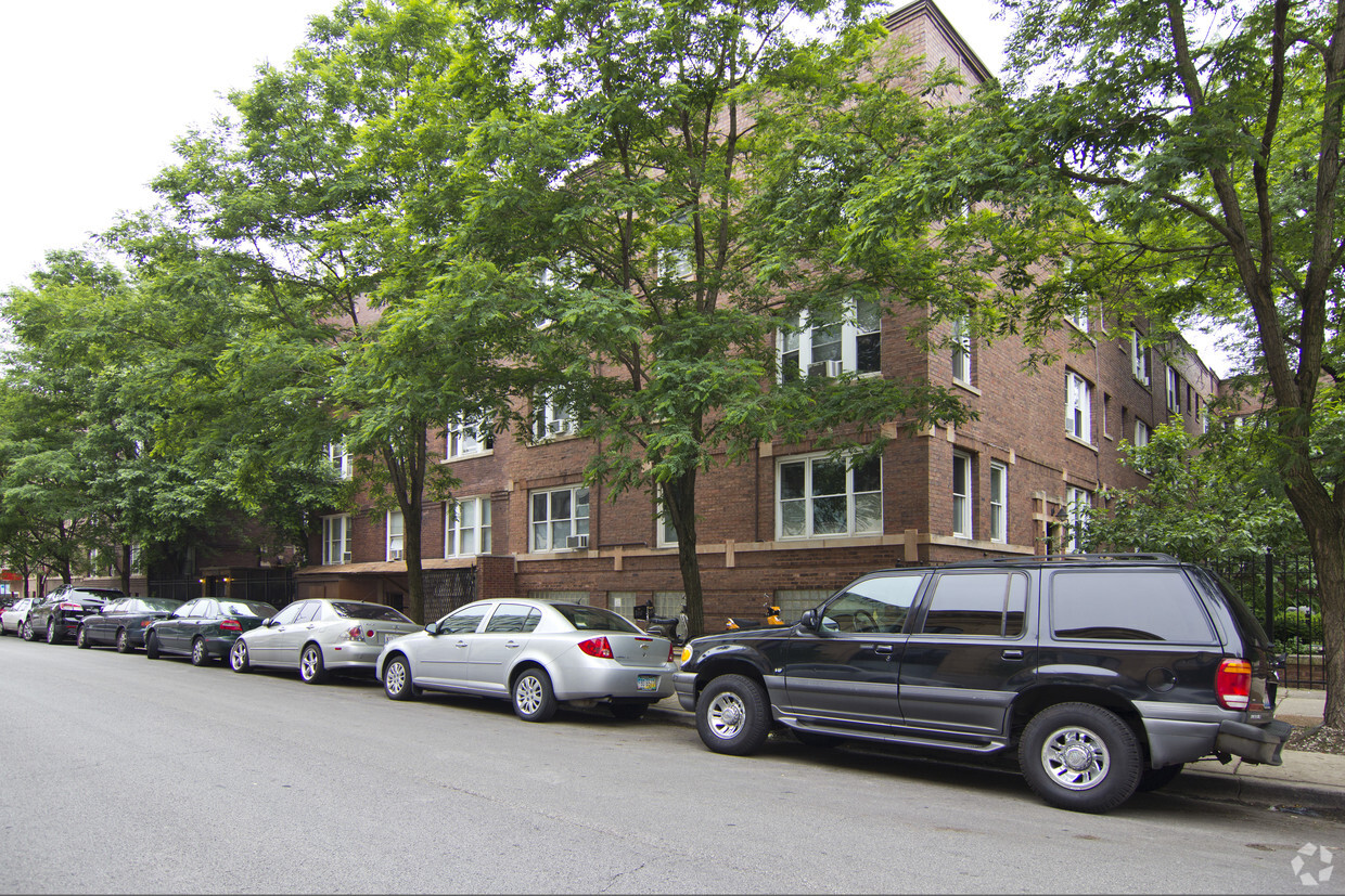 Primary Photo - Racine Apartments