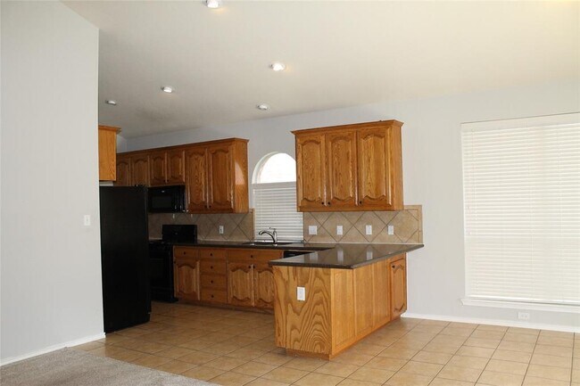 Building Photo - 3030 Cross Timbers Dr
