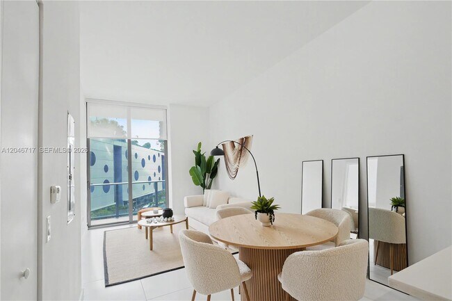 Foto del edificio - 501 NE 31st St