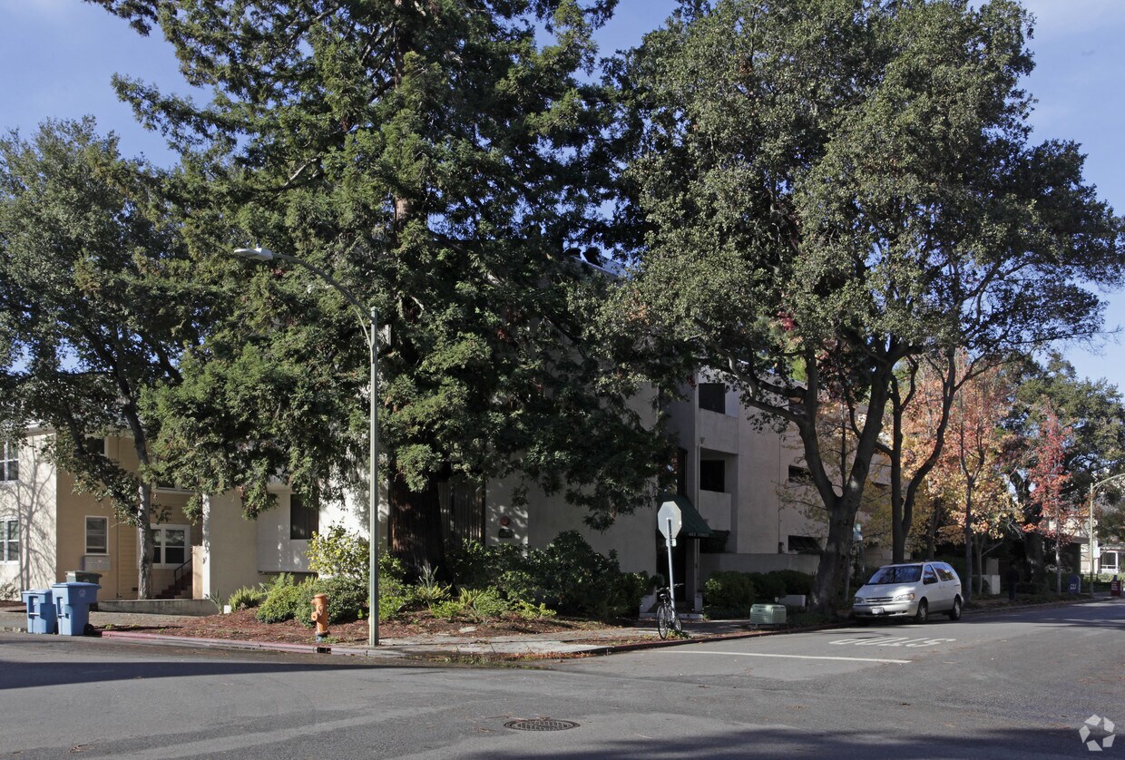 483 Forest Ave, Palo Alto, CA 94301 Apartments in Palo Alto, CA