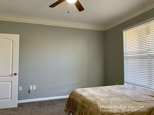 Building Photo - 10440 Villa View Cir