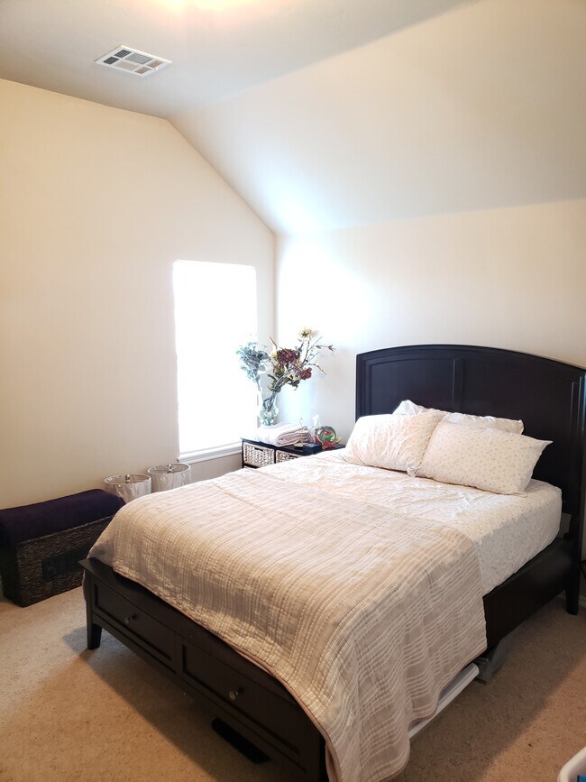 Second bedroom - 16700 VALDERAMA WAY