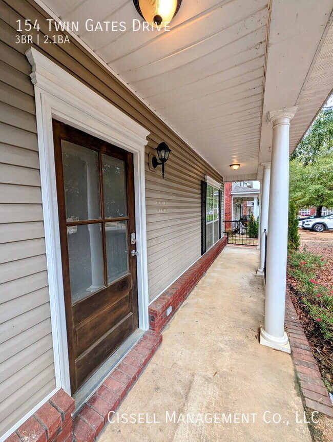 Building Photo - 154 Twin Gates Drive