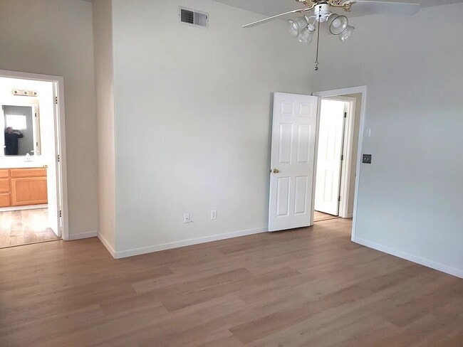 Building Photo - The 3-Bd , 2-Bth home is freshly renovated with new paint
