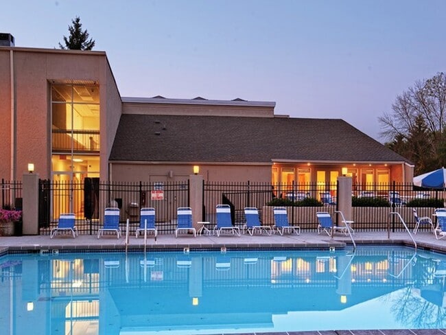 Building Photo - Scandia Apartments