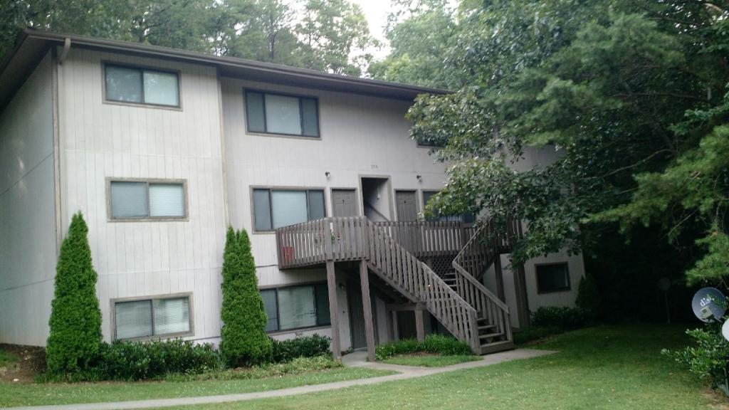 356 Genesis Cir Unit 5, Black Mountain, NC 28711 Rentals in Black