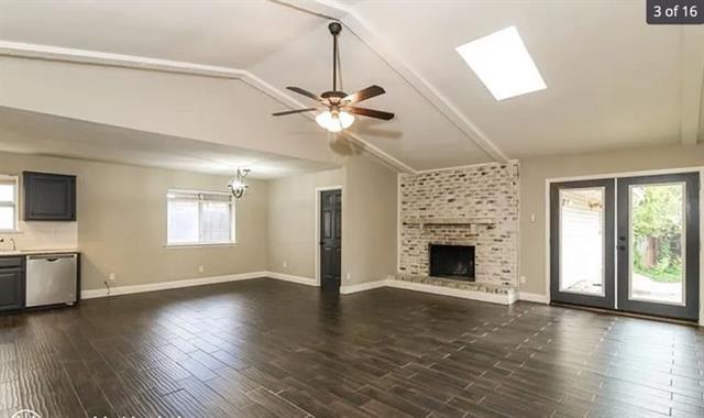 Building Photo - 1607 College Pkwy